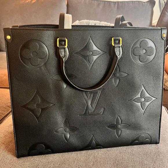 Louis Vuitton Handbags - Louis Vuitton OnTheGo GM Tote Bag